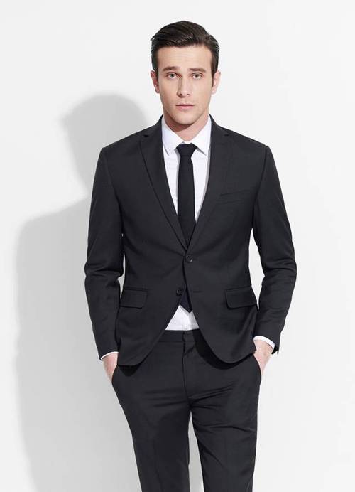 匡晓红 视觉与舞美负责人